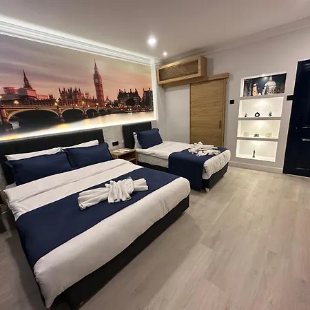 Bella Hotel